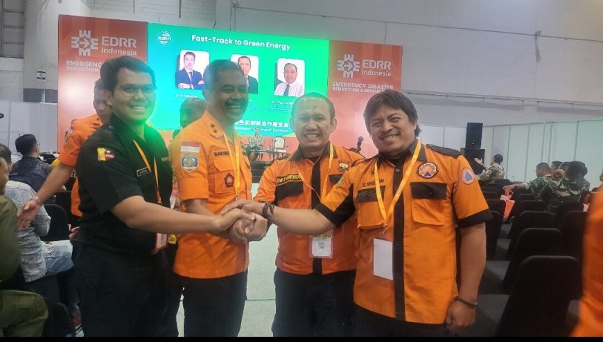 Sinergi Penanggulangan Bencana: Basarnas dan Senkom Bahas Pelibatan Masyarakat & Inovasi Teknologi di EDRR 2025
