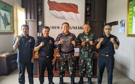 Pengurus Senkom Mitra Polri Kabupaten Siak Lakukan Audiensi dengan Komandan Kodim 0322/Siak