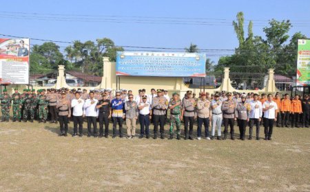 Kapolres Kampar Pimpin Apel Gelar Pasukan, Senkom Mitra Polri Turut Serta dalam Operasi Ketupat 2026