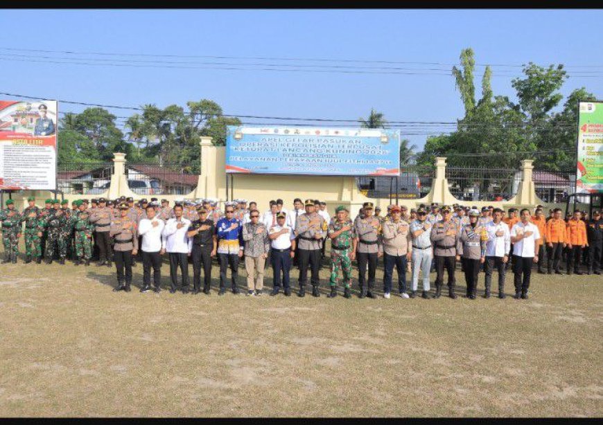 Kapolres Kampar Pimpin Apel Gelar Pasukan, Senkom Mitra Polri Turut Serta dalam Operasi Ketupat 2026