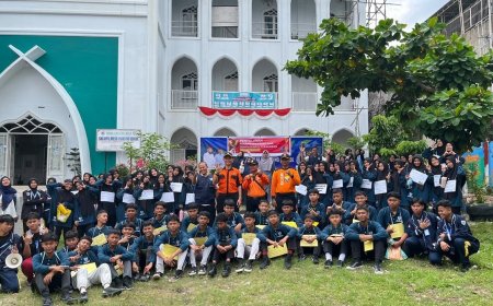 Pelaksanaan MPLS Amal Mulia Boarding School  Dibekali  Kesiapsiagaan Bencana Oleh Senkom Mitra Polri Pekanbaru