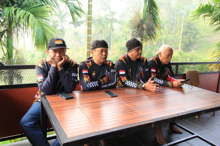 Pembina Senkom Riau Riding Motor Ratusan Kilo, Jadikan Tontonan Dan Tuntunan Dalam Kaderisasi